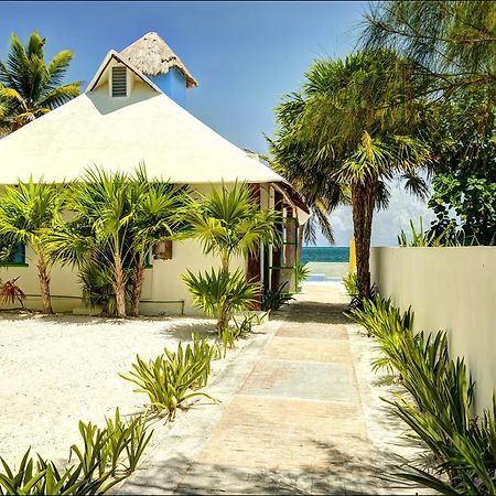 Beach Front House At Puerto Morelos Villa Exterior photo