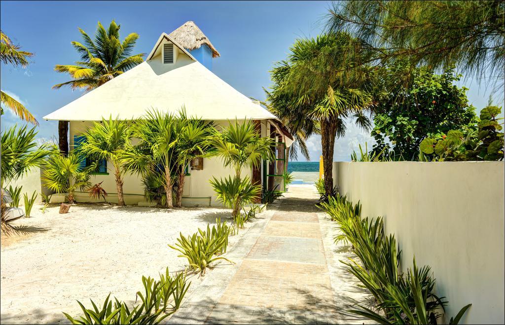 Beach Front House At Puerto Morelos Villa Exterior photo