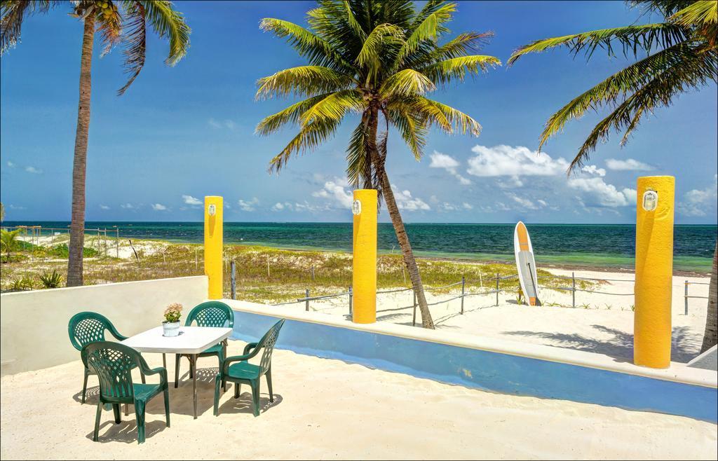 Beach Front House At Puerto Morelos Villa Exterior photo